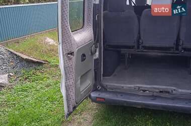 Минивэн Opel Vivaro 2004 в 