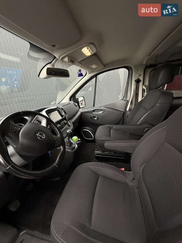 Мінівен Opel Vivaro 2018 в Івано-Франківську