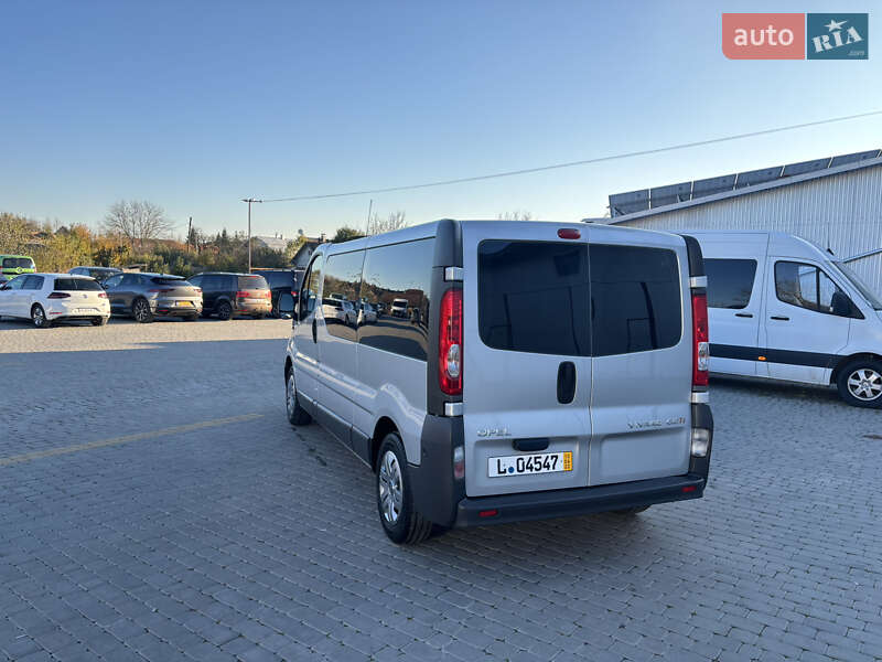 Минивэн Opel Vivaro 2011 в Коломые