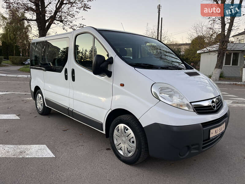 Минивэн Opel Vivaro 2011 в Радивилове