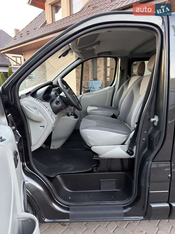 Минивэн Opel Vivaro 2013 в Черновцах фото 21 Минивэн Opel Vivaro 2013 в Черновцах