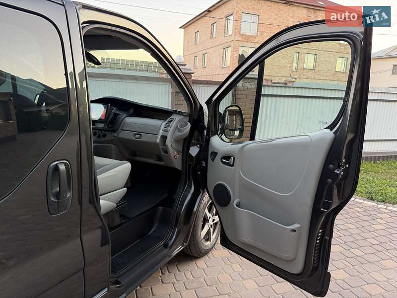 Минивэн Opel Vivaro 2013 в Черновцах фото 53 Минивэн Opel Vivaro 2013 в Черновцах