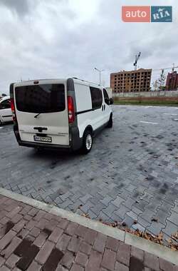 Минивэн Opel Vivaro 2007 в 