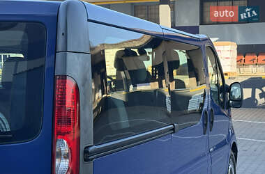 Минивэн Opel Vivaro 2009 в 