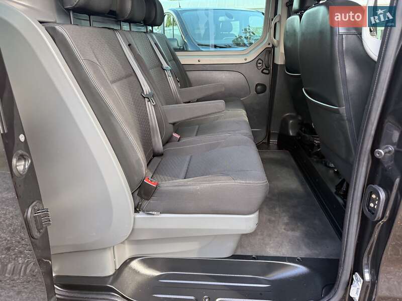 Мінівен Opel Vivaro 2016 в Одесі