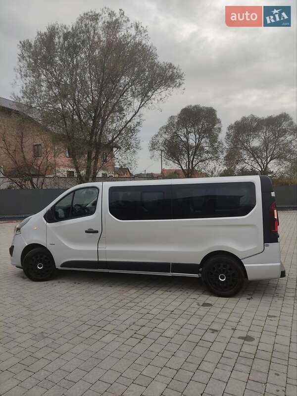 Минивэн Opel Vivaro 2015 в Бартатовом фото 12 Минивэн Opel Vivaro 2015 в Бартатовом