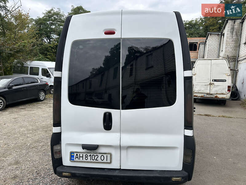Минивэн Opel Vivaro 2003 в Киеве фото 5 Минивэн Opel Vivaro 2003 в Киеве