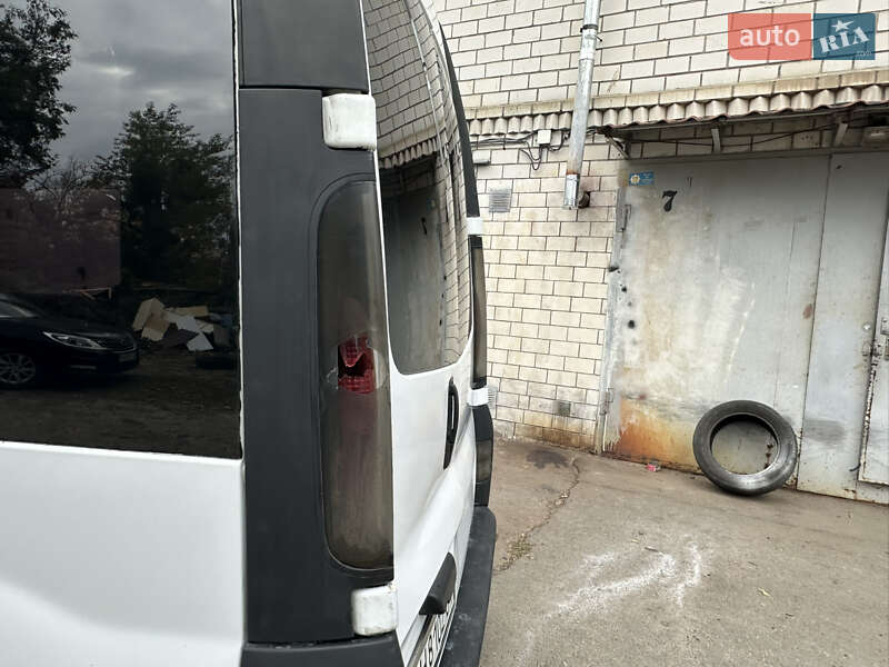 Минивэн Opel Vivaro 2003 в Киеве фото 15 Минивэн Opel Vivaro 2003 в Киеве