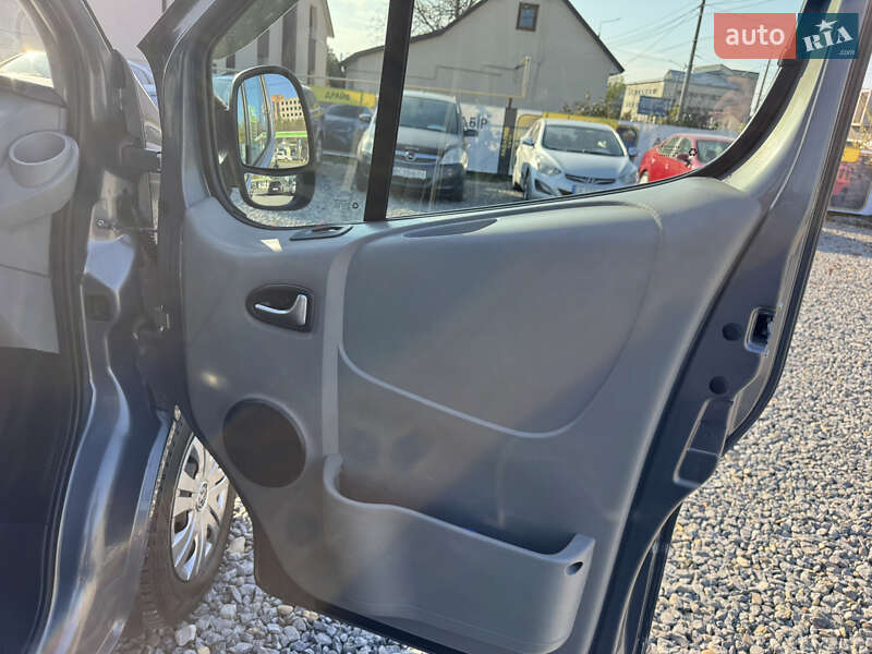 Минивэн Opel Vivaro 2013 в Черновцах фото 22 Минивэн Opel Vivaro 2013 в Черновцах