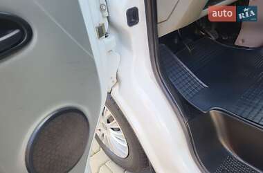 Минивэн Opel Vivaro 2006 в 