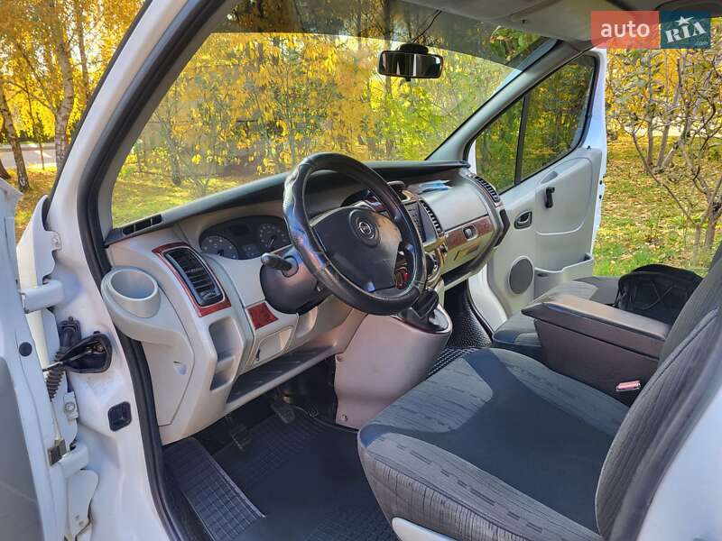 Мінівен Opel Vivaro 2006 в Хмельницькому фото 60 Мінівен Opel Vivaro 2006 в Хмельницькому