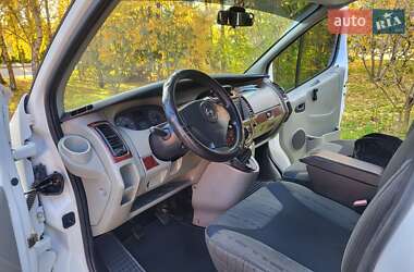 Минивэн Opel Vivaro 2006 в 