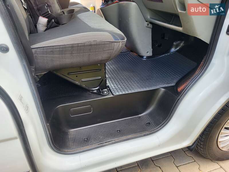 Мінівен Opel Vivaro 2006 в Хмельницькому фото 83 Мінівен Opel Vivaro 2006 в Хмельницькому