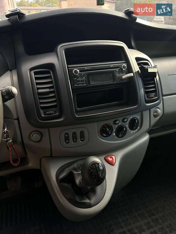 Минивэн Opel Vivaro 2014 в Измаиле фото 15 Минивэн Opel Vivaro 2014 в Измаиле