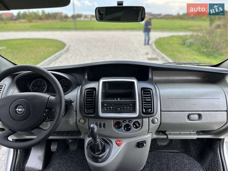 Минивэн Opel Vivaro 2014 в Ровно фото 20 Минивэн Opel Vivaro 2014 в Ровно