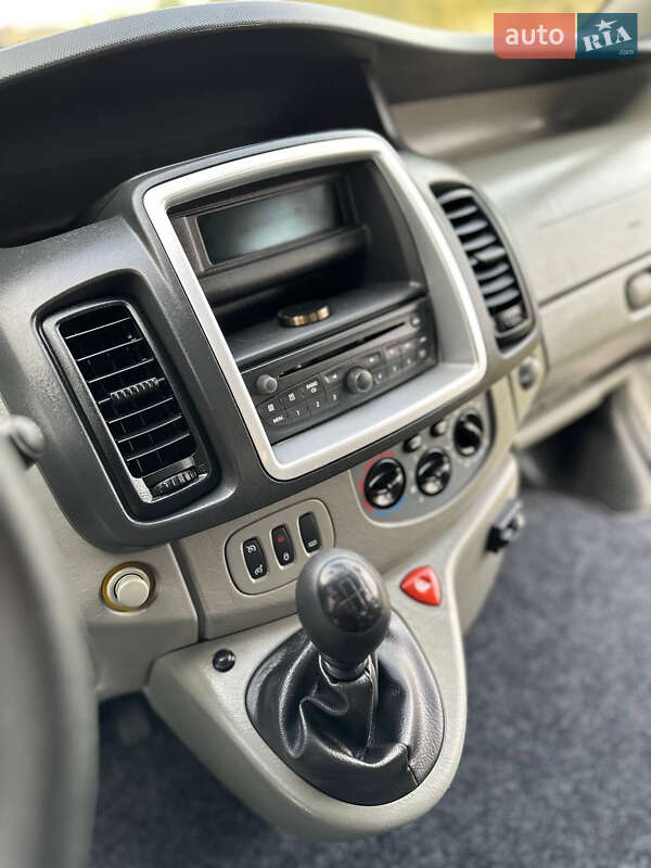 Минивэн Opel Vivaro 2014 в Ровно фото 25 Минивэн Opel Vivaro 2014 в Ровно