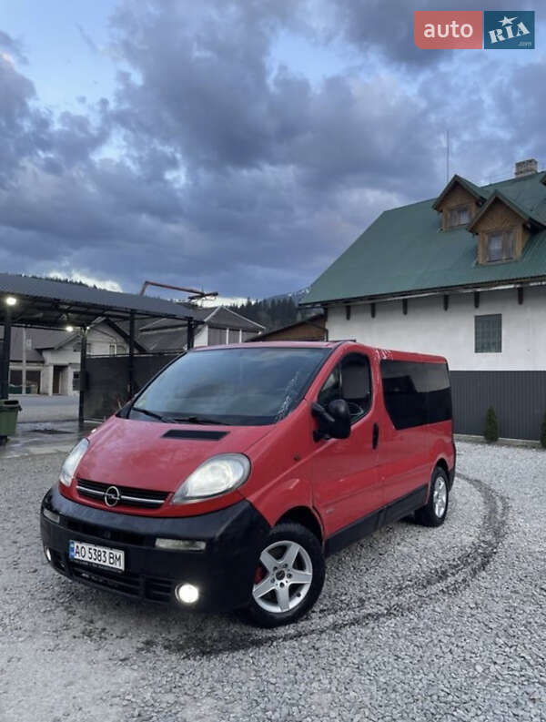 Opel Vivaro 2004 Opel Vivaro 2004