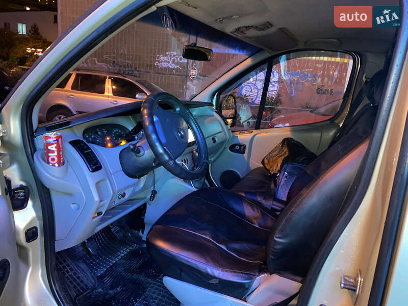 Opel Vivaro 2005 Opel Vivaro 2005