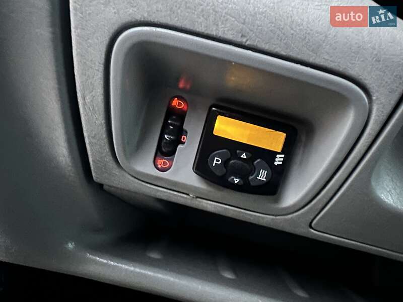 Минивэн Opel Vivaro 2005 в Луцке фото 18 Минивэн Opel Vivaro 2005 в Луцке