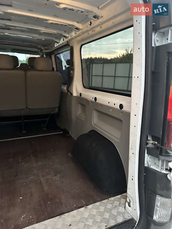 Минивэн Opel Vivaro 2005 в Луцке фото 33 Минивэн Opel Vivaro 2005 в Луцке