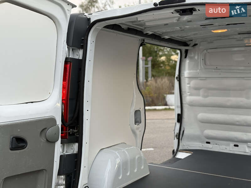 Грузовой фургон Opel Vivaro 2014 в Радивилове фото 36 Грузовой фургон Opel Vivaro 2014 в Радивилове