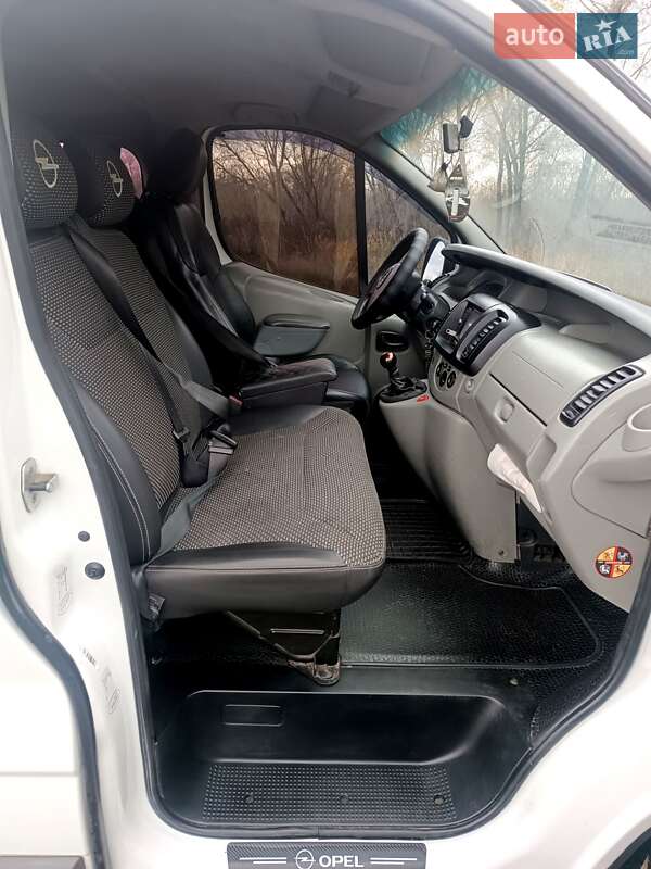 Минивэн Opel Vivaro 2007 в Харькове фото 9 Минивэн Opel Vivaro 2007 в Харькове