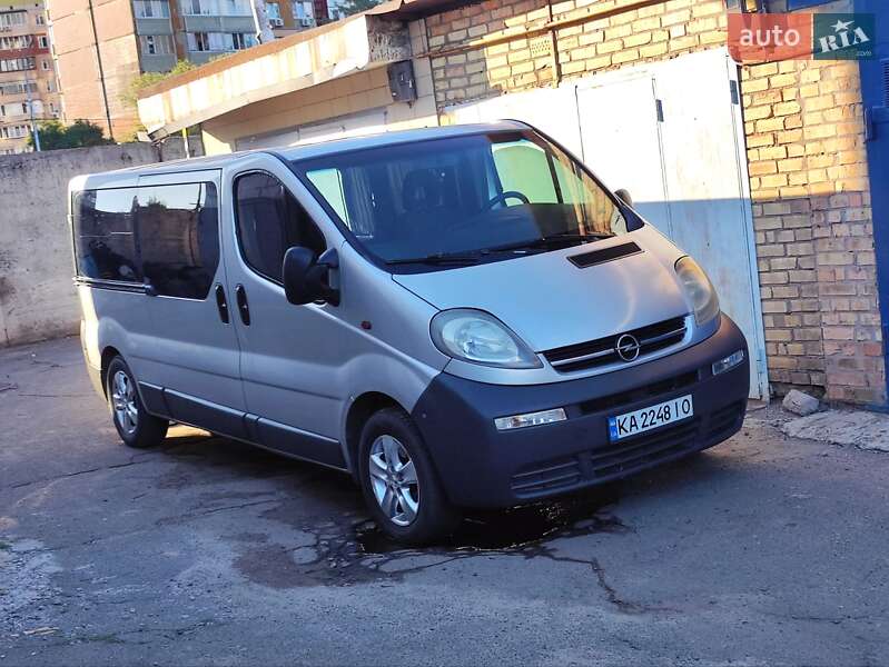 Opel Vivaro 2002 Opel Vivaro 2002