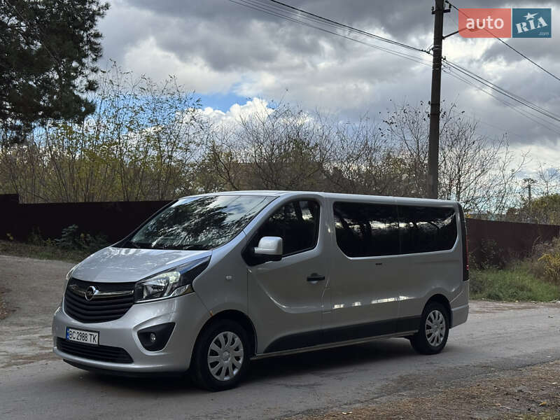 Минивэн Opel Vivaro 2016 в Киеве фото 3 Минивэн Opel Vivaro 2016 в Киеве