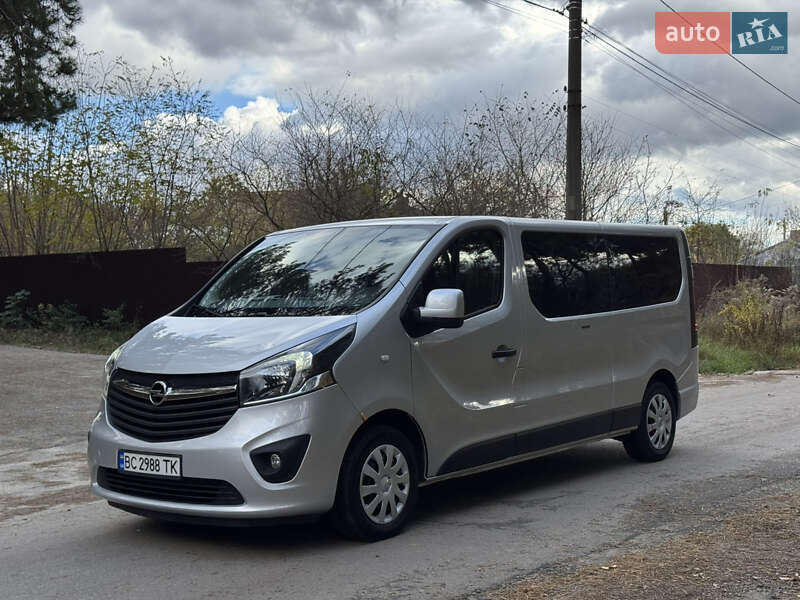 Минивэн Opel Vivaro 2016 в Киеве фото 5 Минивэн Opel Vivaro 2016 в Киеве