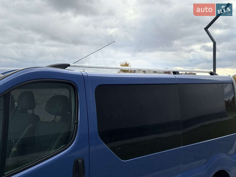 Минивэн Opel Vivaro 2009 в Ровно фото 10 Минивэн Opel Vivaro 2009 в Ровно