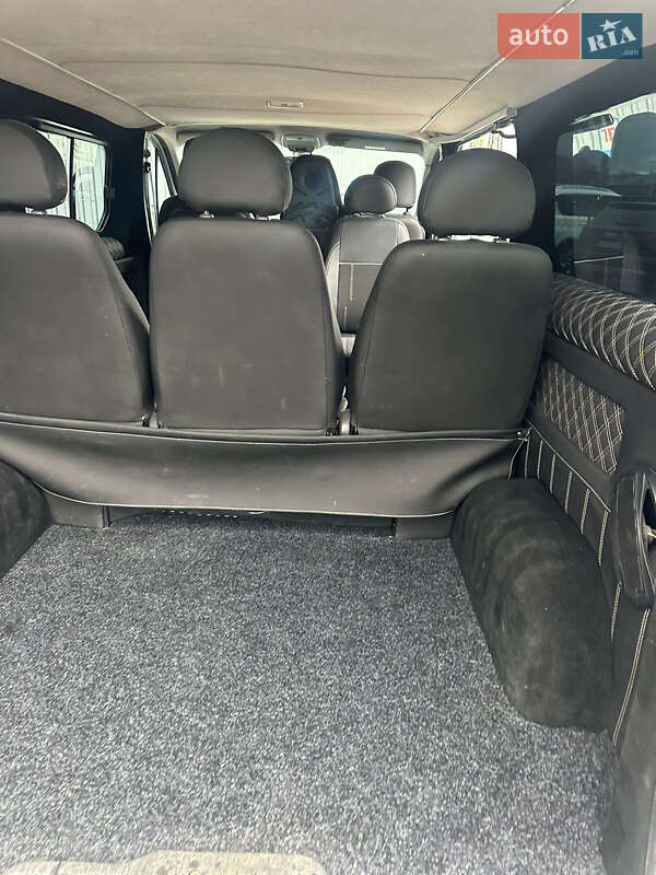 Минивэн Opel Vivaro 2015 в Киеве