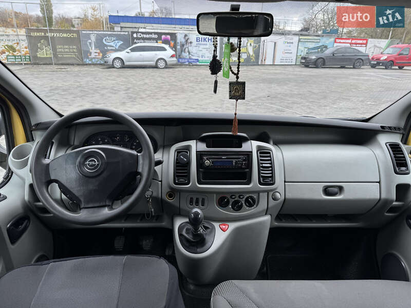 Минивэн Opel Vivaro 2004 в Звягеле фото 18 Минивэн Opel Vivaro 2004 в Звягеле