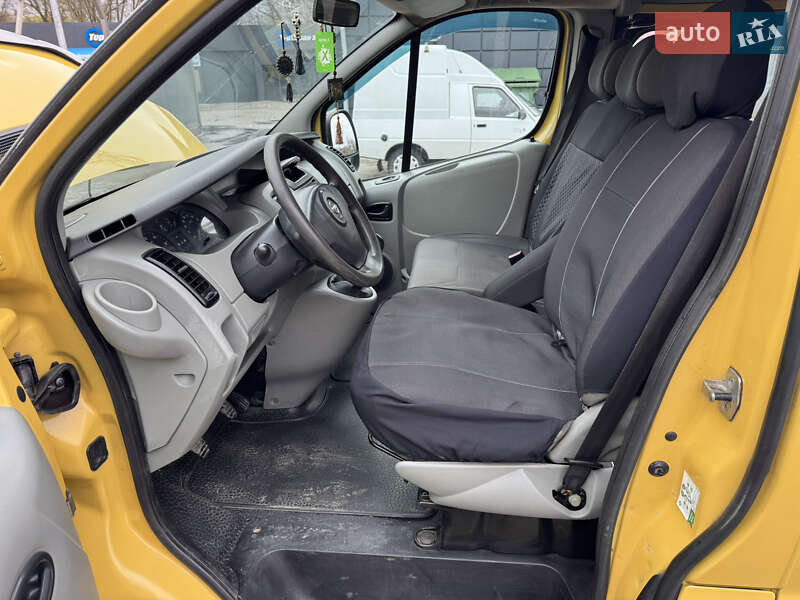Минивэн Opel Vivaro 2004 в Звягеле фото 29 Минивэн Opel Vivaro 2004 в Звягеле