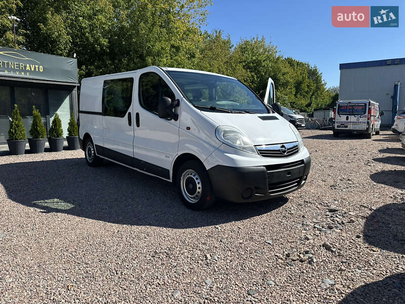 Мінівен Opel Vivaro 2014 в Рівному