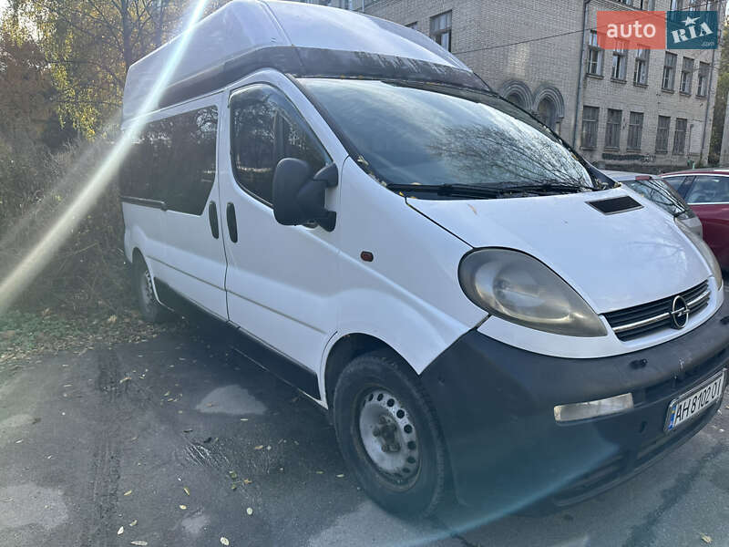 Минивэн Opel Vivaro 2003 в Киеве