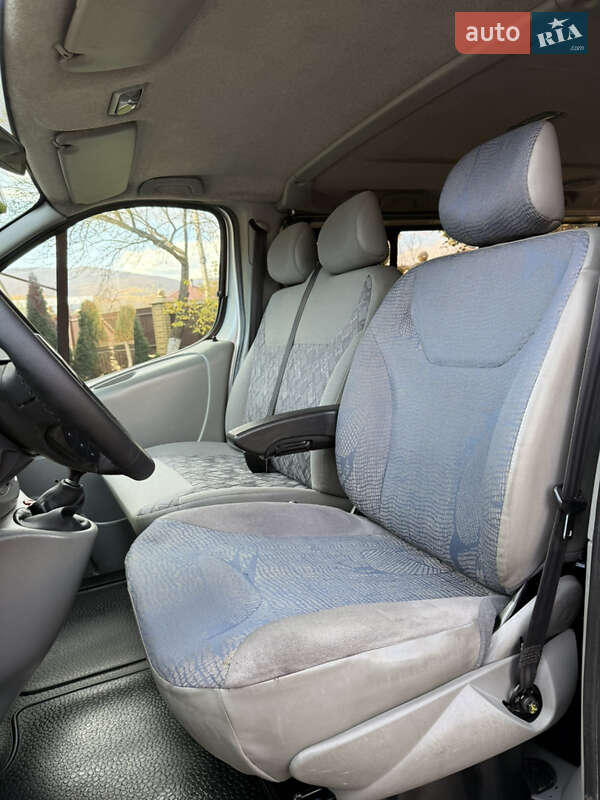 Мінівен Opel Vivaro 2004 в Косові фото 10 Мінівен Opel Vivaro 2004 в Косові