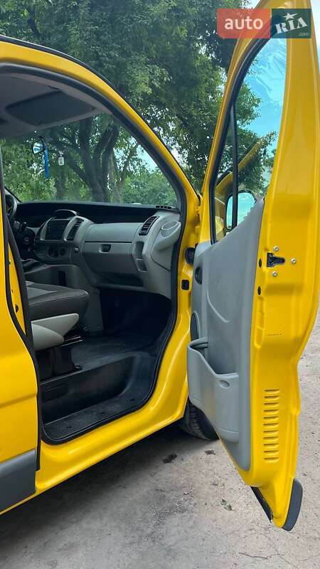 Минивэн Opel Vivaro 2006 в Ровно фото 5 Минивэн Opel Vivaro 2006 в Ровно