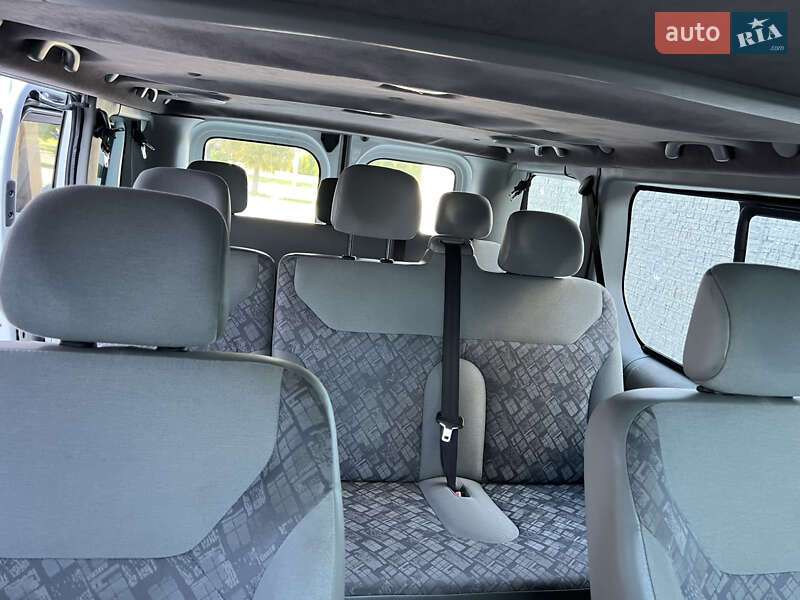 Минивэн Opel Vivaro 2011 в Луцке фото 13 Минивэн Opel Vivaro 2011 в Луцке
