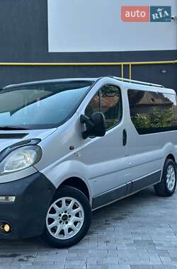 Минивэн Opel Vivaro 2004 в Кременце
