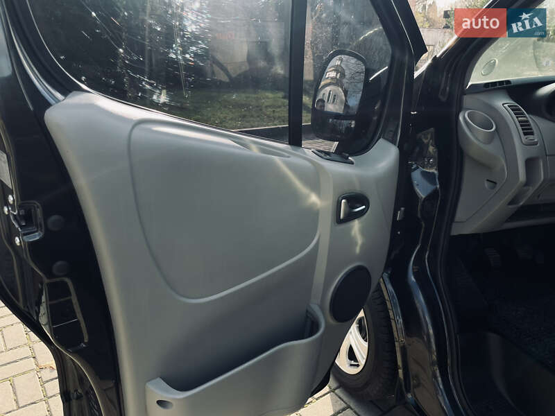 Минивэн Opel Vivaro 2014 в Прилуках фото 25 Минивэн Opel Vivaro 2014 в Прилуках