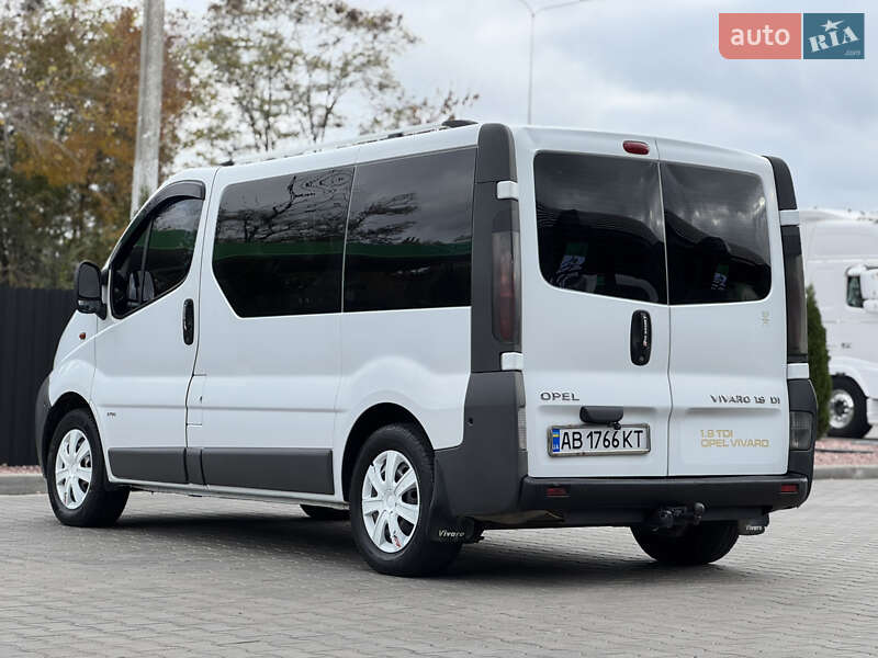 Минивэн Opel Vivaro 2003 в Одессе