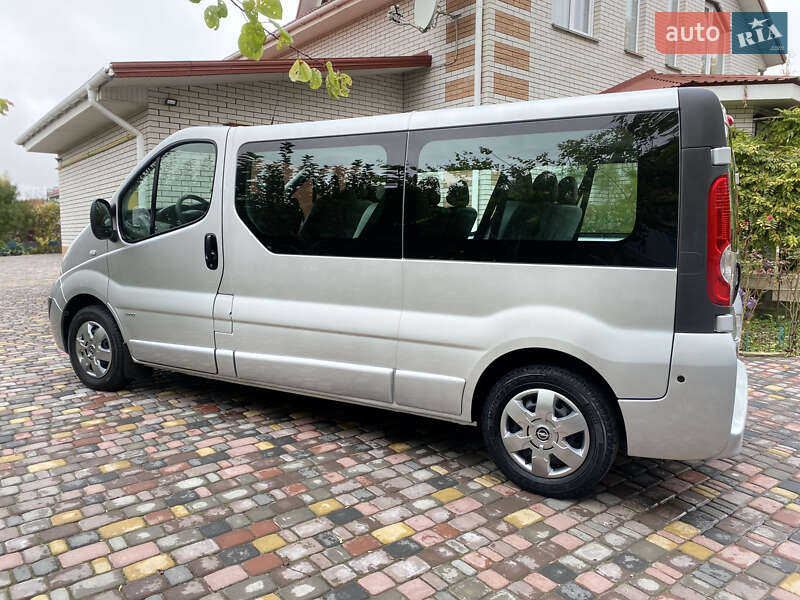 Минивэн Opel Vivaro 2013 в Казатине