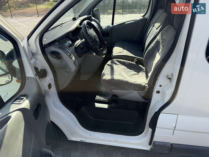 Минивэн Opel Vivaro 2007 в Кременце