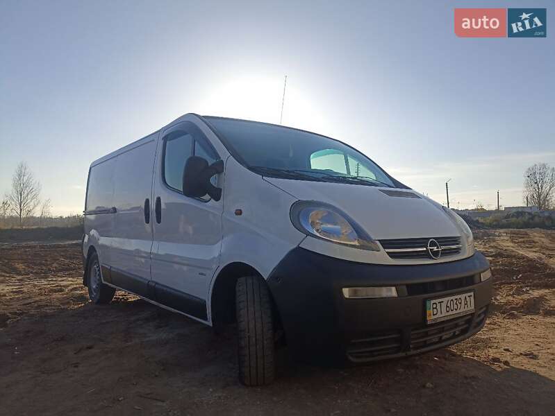 Грузовой фургон Opel Vivaro 2005 в Киеве