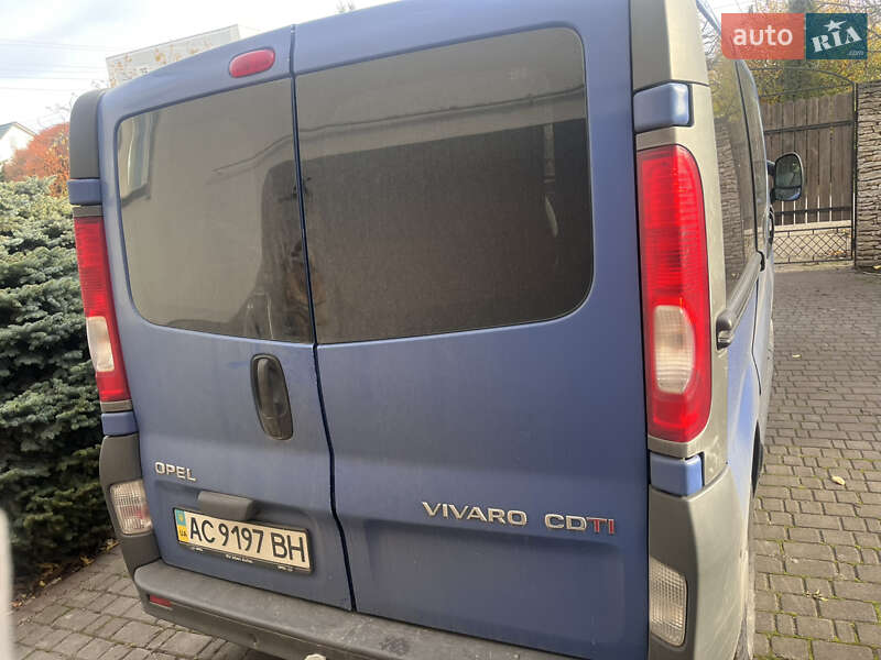 Мінівен Opel Vivaro 2008 в Луцьку