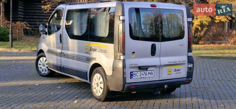 Минивэн Opel Vivaro 2003 в Львове