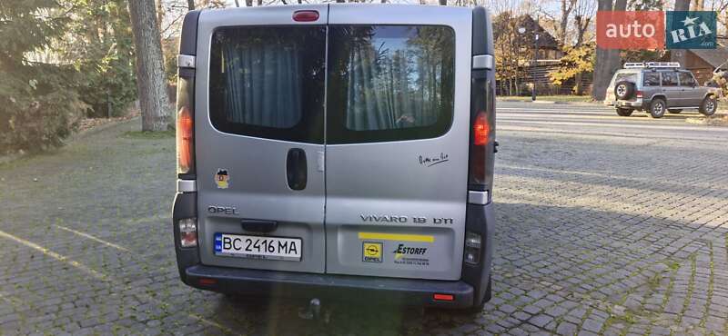 Минивэн Opel Vivaro 2003 в Львове