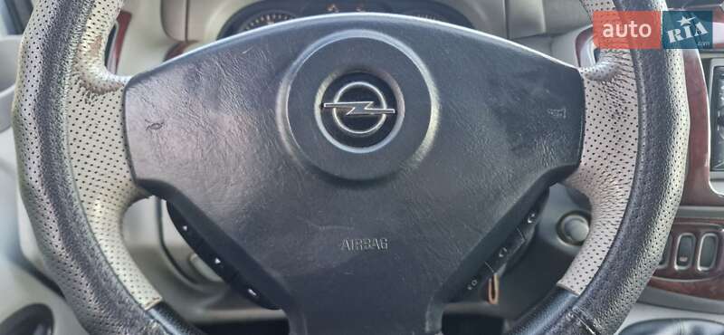 Минивэн Opel Vivaro 2003 в Львове