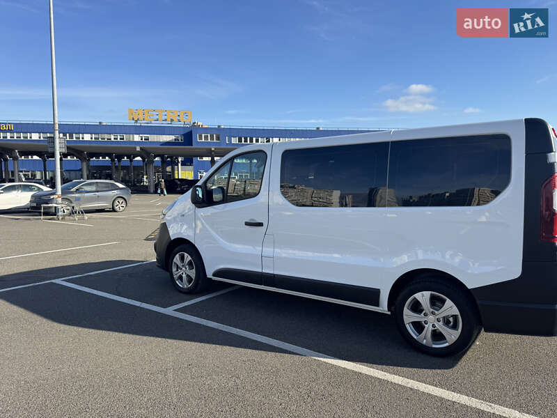 Мінівен Opel Vivaro 2017 в Києві