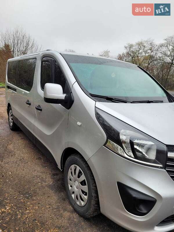 Мінівен Opel Vivaro 2017 в Білій Церкві